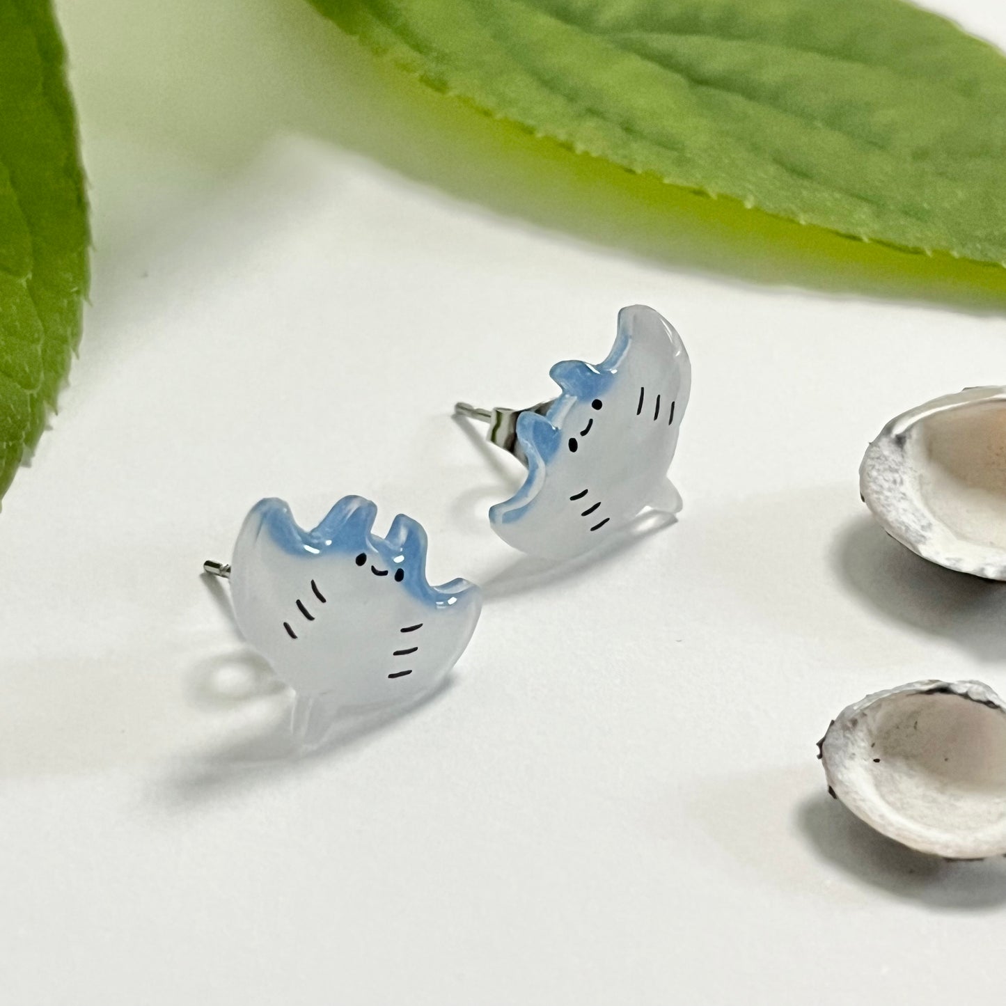 Manta Stud Earrings